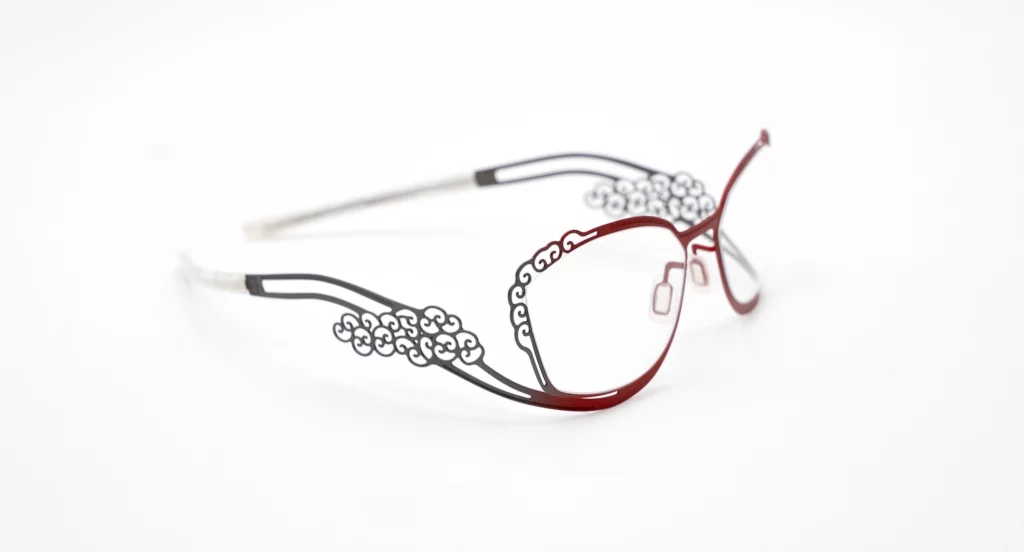 monture artisanale française femme AUXO 877 rouge dégradé gris