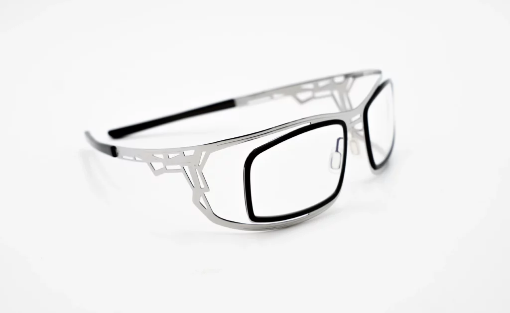 lunette createur homme Alphart inox, cercles noirs