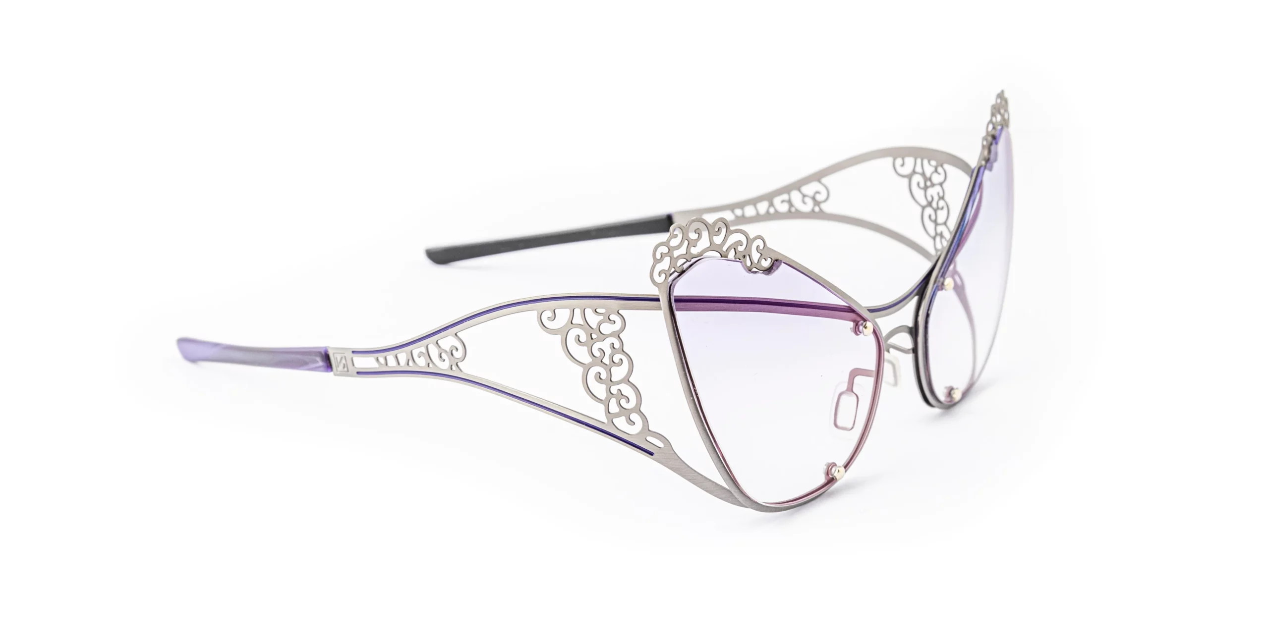 1959 - Gris ruthénium liseré violet