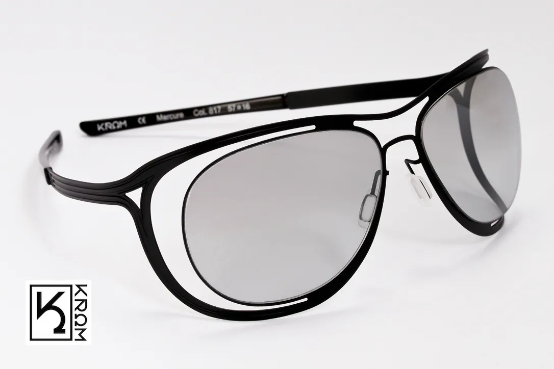 817 - Noir mat