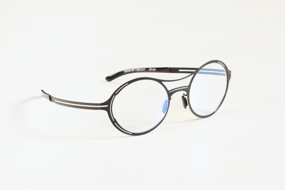 817 - Noir mat