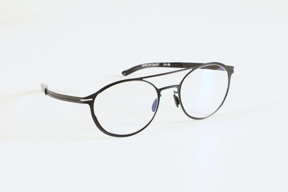 817 - Noir mat